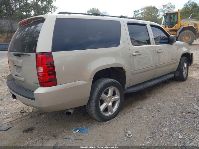 46239800 :رقم المزاد ، 1GNSKJE71CR155629 vin ، 2012 Chevrolet Suburban 1500 Lt مزاد بيع