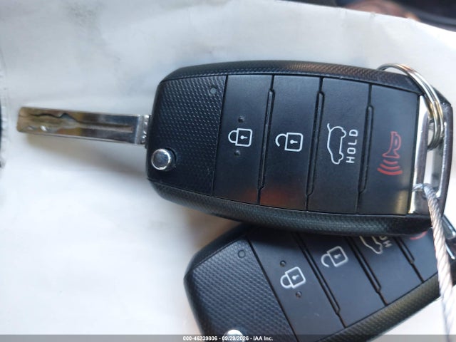 KIA Soul 2017 KNDJN2A28H7437197 Image 11