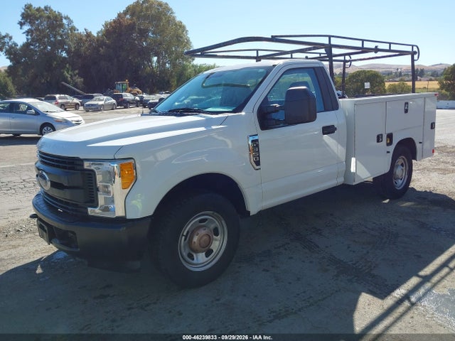 Ford F-350 Xl 2017 1FDRF3A62HEE07273 Image 2