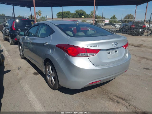 2013 Hyundai Elantra Gls მანქანა იყიდება აუქციონზე, vin: 5NPDH4AE6DH211269, აუქციონის ნომერი: 46239856