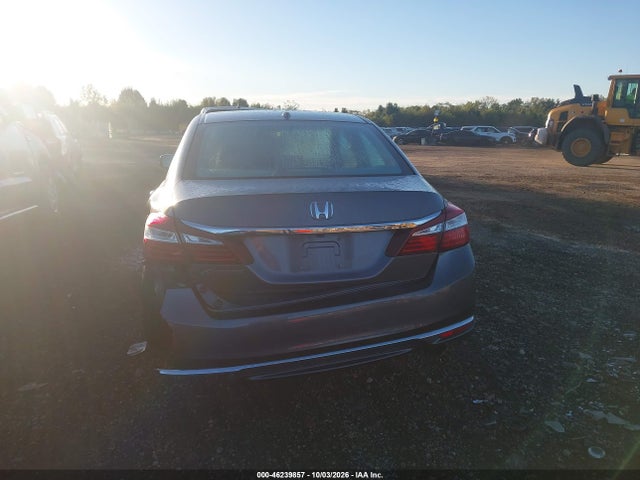 Продаж на аукціоні авто 2017 Honda Accord Ex-l, vin: 1HGCR2F82HA067668, номер лоту: 46239857