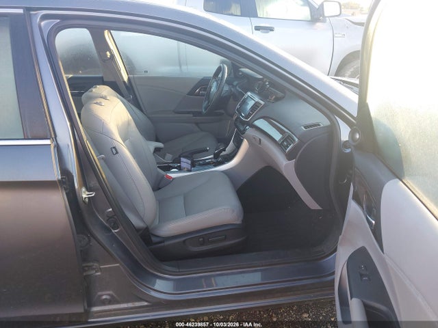 Продаж на аукціоні авто 2017 Honda Accord Ex-l, vin: 1HGCR2F82HA067668, номер лоту: 46239857