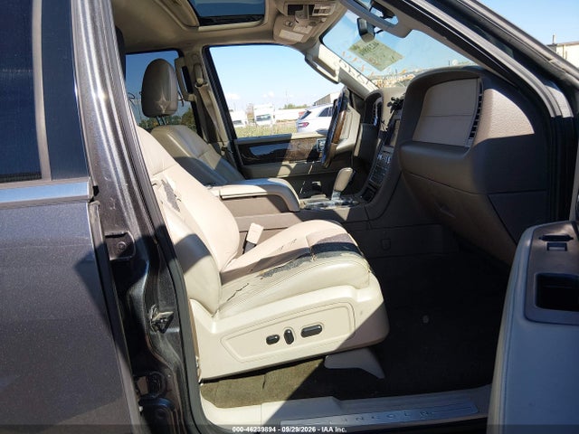 Продажа на аукционе авто 2015 Lincoln Navigator, vin: 5LMJJ2HT2FEJ04117, номер лота: 46239894