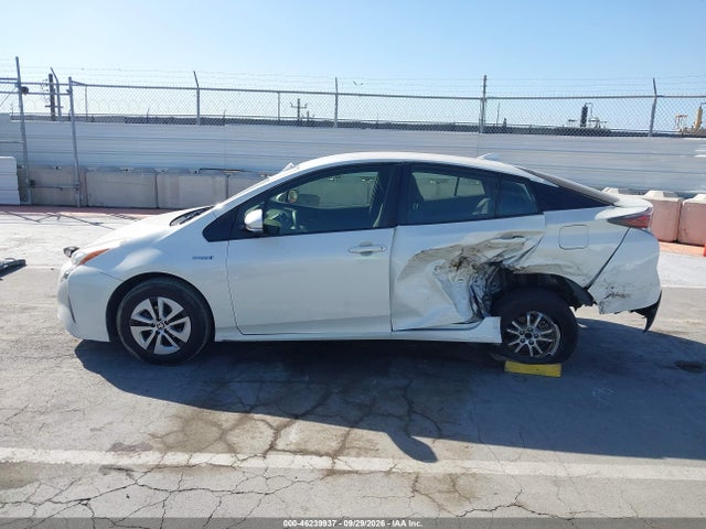 46239937 :رقم المزاد ، JTDKARFU2G3004015 vin ، 2016 Toyota Prius Two Eco مزاد بيع