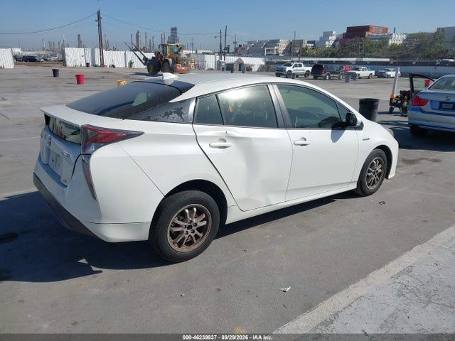 46239937 :رقم المزاد ، JTDKARFU2G3004015 vin ، 2016 Toyota Prius Two Eco مزاد بيع