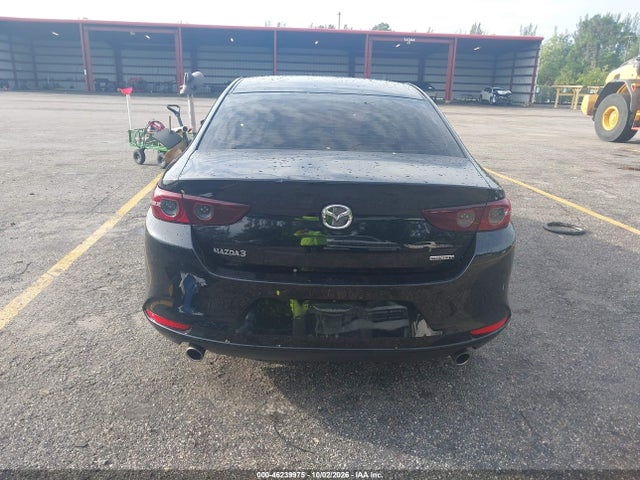 46239975 :رقم المزاد ، JM1BPAAL3M1326653 vin ، 2021 Mazda Mazda3 2.5 S مزاد بيع