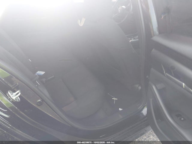 46239975 :رقم المزاد ، JM1BPAAL3M1326653 vin ، 2021 Mazda Mazda3 2.5 S مزاد بيع