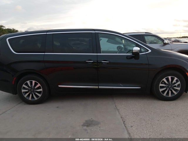 Продажа на аукционе авто 2023 Chrysler Pacifica Hybrid Limited, vin: 2C4RC1S7XPR542074, номер лота: 46240005