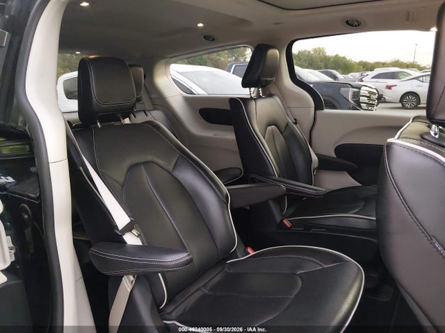 Продажа на аукционе авто 2023 Chrysler Pacifica Hybrid Limited, vin: 2C4RC1S7XPR542074, номер лота: 46240005