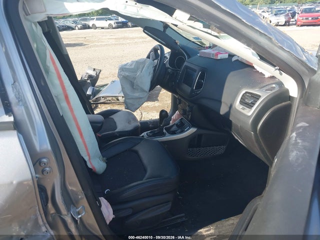 Продажа на аукционе авто 2019 Jeep Compass Latitude 4x4, vin: 3C4NJDBB3KT767789, номер лота: 46240010