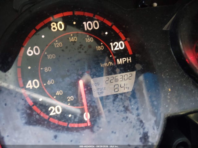 46240024 :رقم المزاد ، 2T1KR32E35C443586 vin ، 2005 Toyota Matrix مزاد بيع