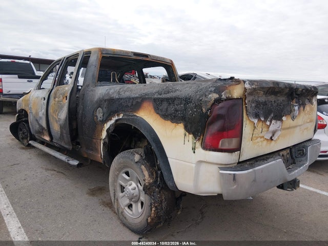 46240034 :رقم المزاد ، 3C6UR5CJXHG653412 vin ، 2017 Ram 2500 Tradesman  4x4 6'4 Box مزاد بيع