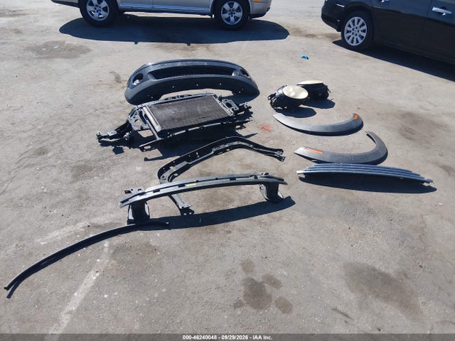 2009 Mini Cooper Clubman მანქანა იყიდება აუქციონზე, vin: WMWML335X9TP98842, აუქციონის ნომერი: 46240048