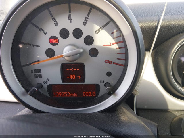 2009 Mini Cooper Clubman მანქანა იყიდება აუქციონზე, vin: WMWML335X9TP98842, აუქციონის ნომერი: 46240048