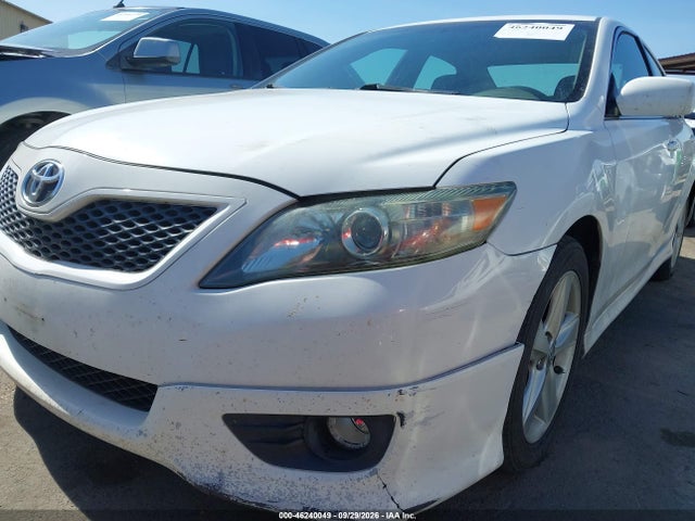 46240049 :رقم المزاد ، 4T1BK3EK6BU631664 vin ، 2011 Toyota Camry Se V6 مزاد بيع