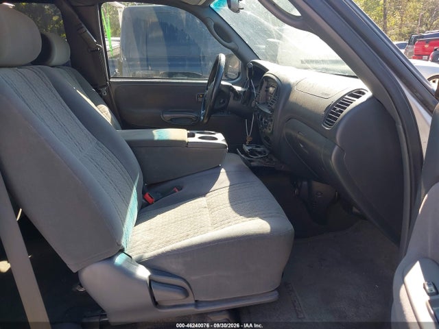 Продажа на аукционе авто 2004 Toyota Tundra Sr5 V8, vin: 5TBBT44104S451516, номер лота: 46240076