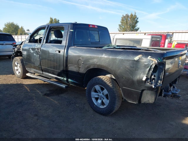 1C6RR7TT6HS748304 RAM 1500 Slt 4x4 6&#039;4 Box