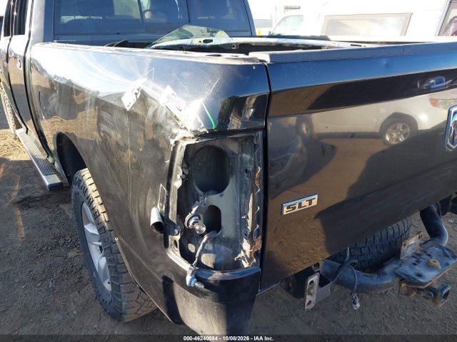 1C6RR7TT6HS748304 RAM 1500 Slt 4x4 6&#039;4 Box