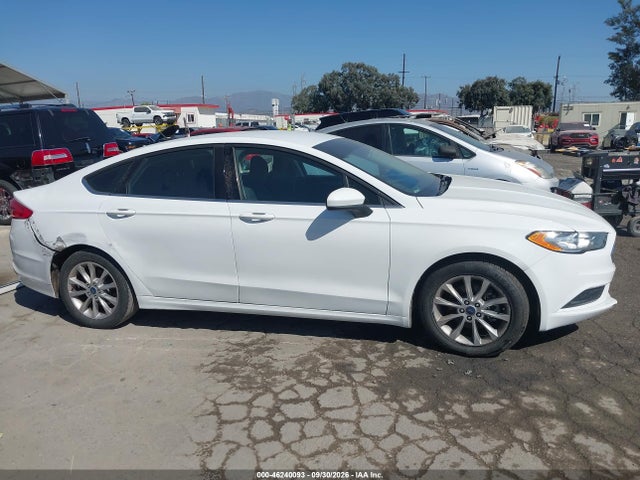 3FA6P0HD8HR293614 Ford FUSION SE