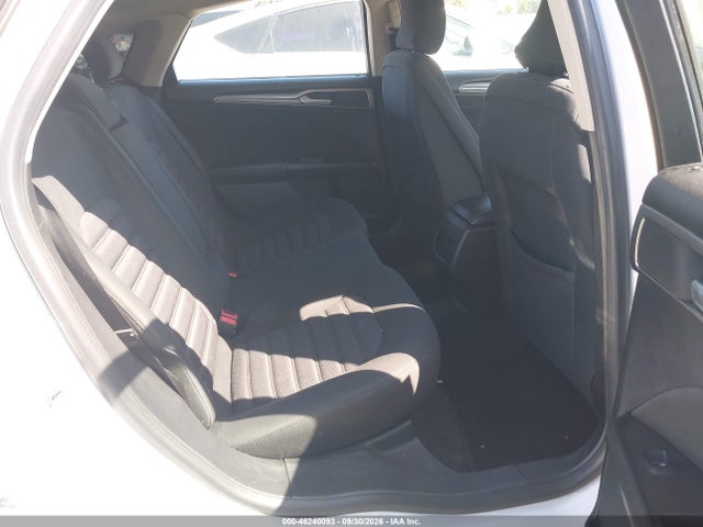 3FA6P0HD8HR293614 Ford FUSION SE