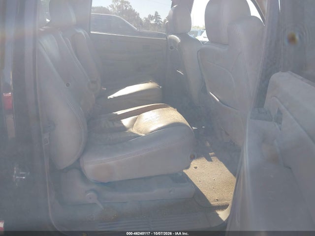 Продаж на аукціоні авто 2005 Chevrolet Suburban 1500 Z71, vin: 3GNEC16Z15G182455, номер лоту: 46240117