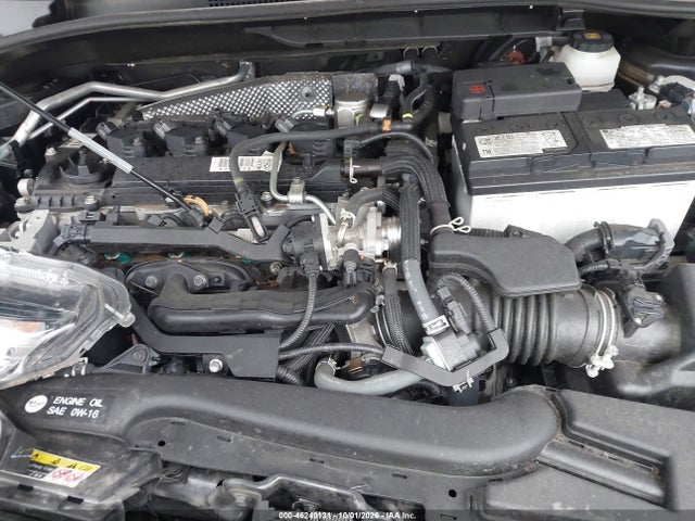 46240131 :رقم المزاد ، 7MUCAAAG8NV020129 vin ، 2022 Toyota Corolla Cross Le مزاد بيع
