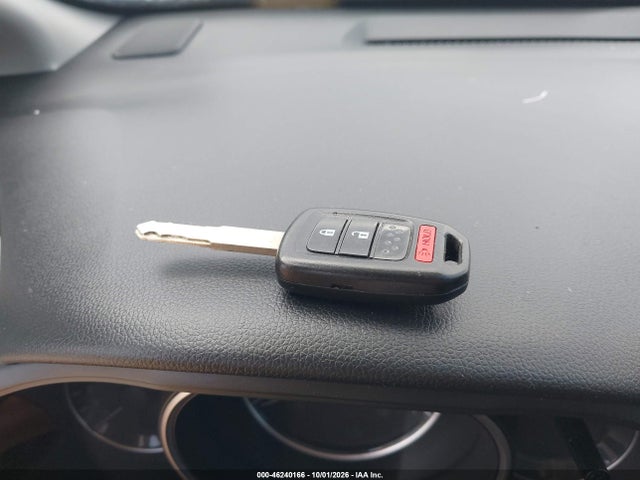 46240166 :رقم المزاد ، 3HGGK5H47JM730551 vin ، 2018 Honda Fit Lx مزاد بيع