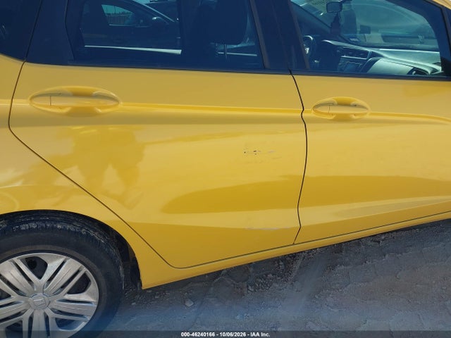 Продаж на аукціоні авто 2018 Honda Fit Lx, vin: 3HGGK5H47JM730551, номер лоту: 46240166