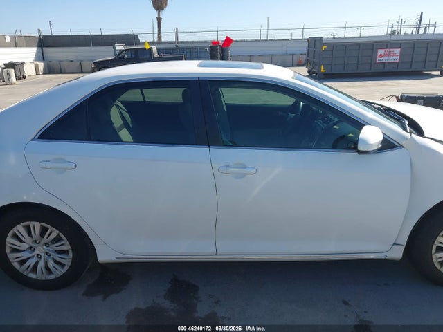 2014 Toyota Camry Le მანქანა იყიდება აუქციონზე, vin: 4T1BF1FK9EU735352, აუქციონის ნომერი: 46240172