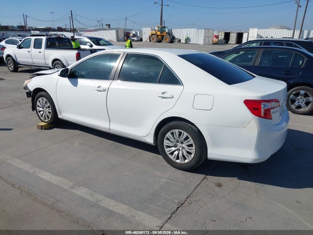 2014 Toyota Camry Le მანქანა იყიდება აუქციონზე, vin: 4T1BF1FK9EU735352, აუქციონის ნომერი: 46240172