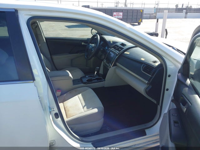 2014 Toyota Camry Le მანქანა იყიდება აუქციონზე, vin: 4T1BF1FK9EU735352, აუქციონის ნომერი: 46240172