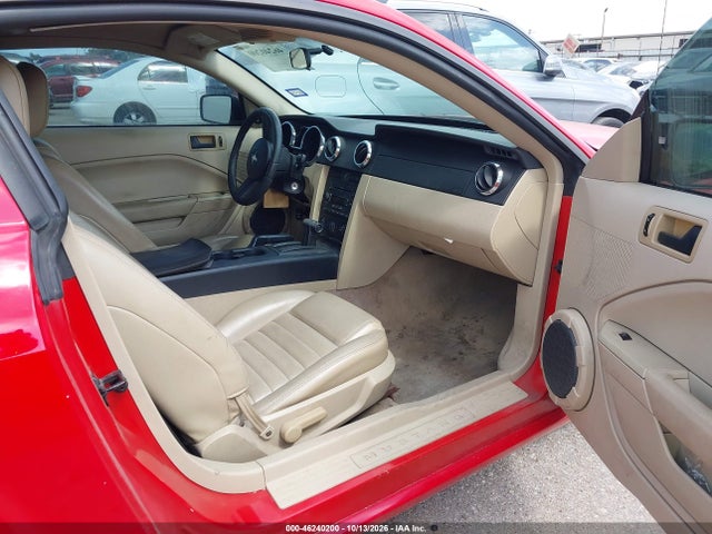 Продажа на аукционе авто 2005 Ford Mustang Gt Deluxe/gt Premium, vin: 1ZVFT82HX55177083, номер лота: 46240200