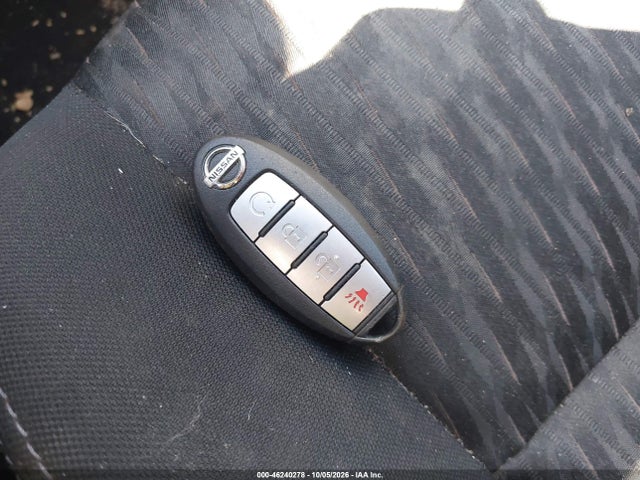 46240278 :رقم المزاد ، KNMAT2MV2HP597779 vin ، 2017 Nissan Rogue Sv مزاد بيع