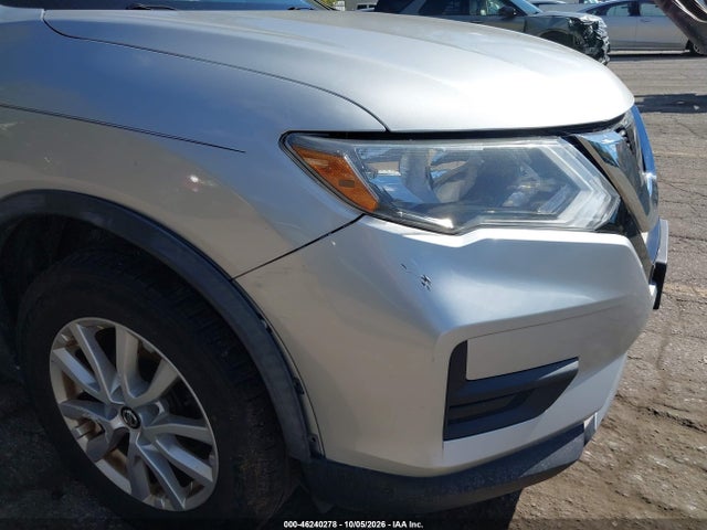 46240278 :رقم المزاد ، KNMAT2MV2HP597779 vin ، 2017 Nissan Rogue Sv مزاد بيع