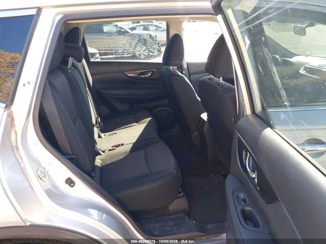 46240278 :رقم المزاد ، KNMAT2MV2HP597779 vin ، 2017 Nissan Rogue Sv مزاد بيع