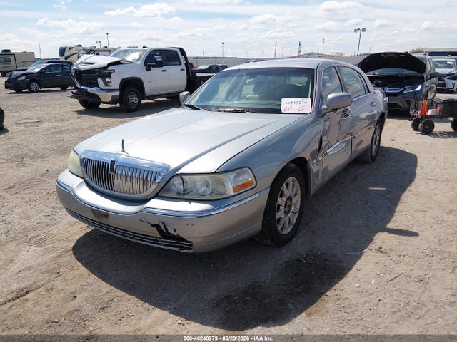 Продаж на аукціоні авто 2006 Lincoln Town Car Signature Limited, vin: 1LNHM82W26Y613380, номер лоту: 46240279
