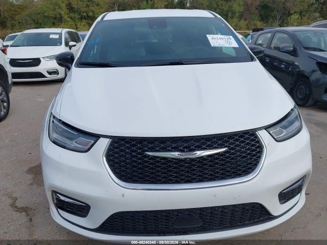 Продажа на аукционе авто 2025 Chrysler Pacifica Select, vin: 2C4RC1BG7SR612106, номер лота: 46240345