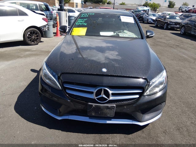 2015 Mercedes-benz C 300 Sport მანქანა იყიდება აუქციონზე, vin: 55SWF4JB4FU068682, აუქციონის ნომერი: 46240360