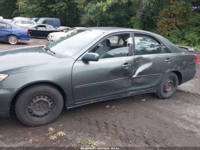 2004 Toyota Camry Le მანქანა იყიდება აუქციონზე, vin: 4T1BE30K04U311077, აუქციონის ნომერი: 46240463