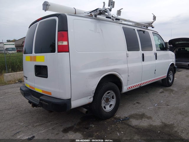 46240481 :رقم المزاد ، 1GCWGFCA2D1903831 vin ، 2013 Chevrolet Express 2500 Work Van مزاد بيع