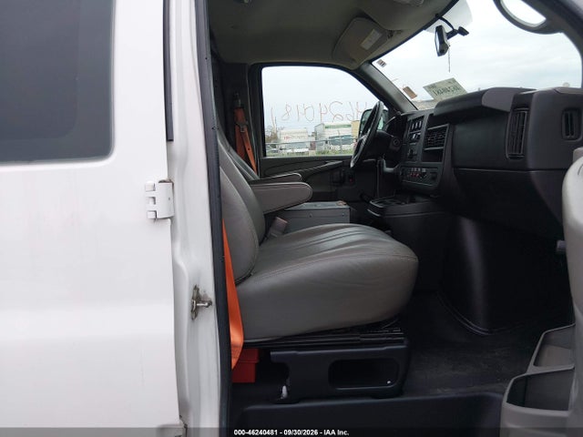 46240481 :رقم المزاد ، 1GCWGFCA2D1903831 vin ، 2013 Chevrolet Express 2500 Work Van مزاد بيع