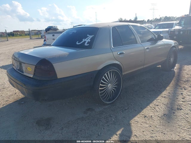Продаж на аукціоні авто 2004 Ford Crown Victoria Police, vin: 2FAHP71W04X129377, номер лоту: 46240506