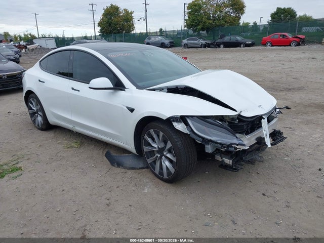 2024 5YJ3E1EB4RF824242 main image