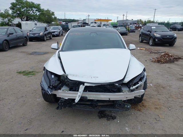 Tesla Model 3 Long Range Dual Motor All-wheel Drive 2024 5YJ3E1EB4RF824242 Image 11