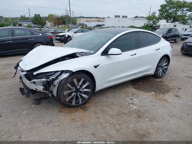 Tesla Model 3 Long Range Dual Motor All-wheel Drive 2024 5YJ3E1EB4RF824242 Image 2