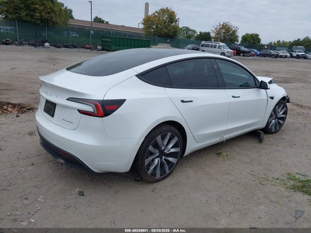 Tesla Model 3 Long Range Dual Motor All-wheel Drive 2024 5YJ3E1EB4RF824242 Image 4