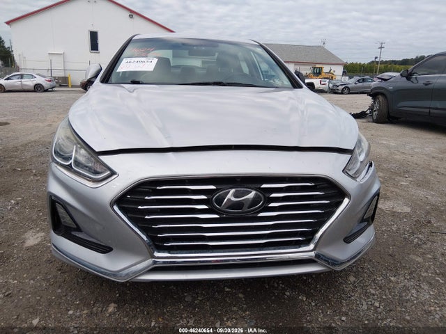 46240654 :رقم المزاد ، 5NPE24AF0JH656617 vin ، 2018 Hyundai Sonata Se مزاد بيع