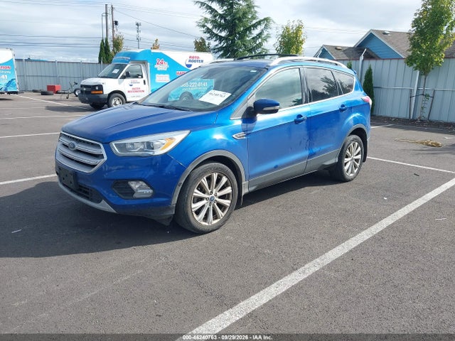 Ford Escape Titanium 2017 1FMCU9J98HUA62071 Image 2