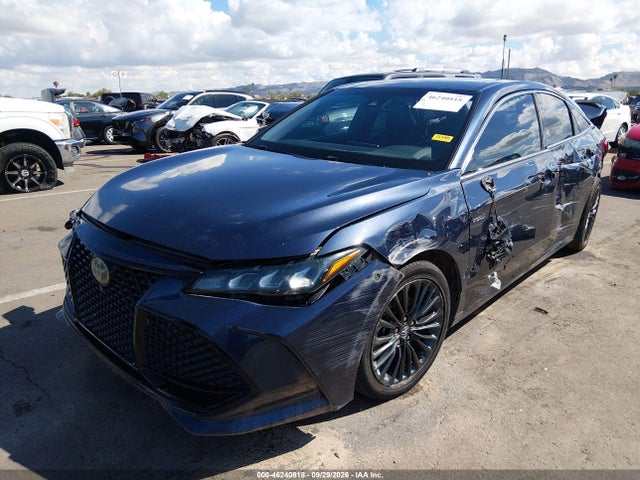 46240818 :رقم المزاد ، 4T1B21FB3KU002849 vin ، 2019 Toyota Avalon Hybrid Xse مزاد بيع