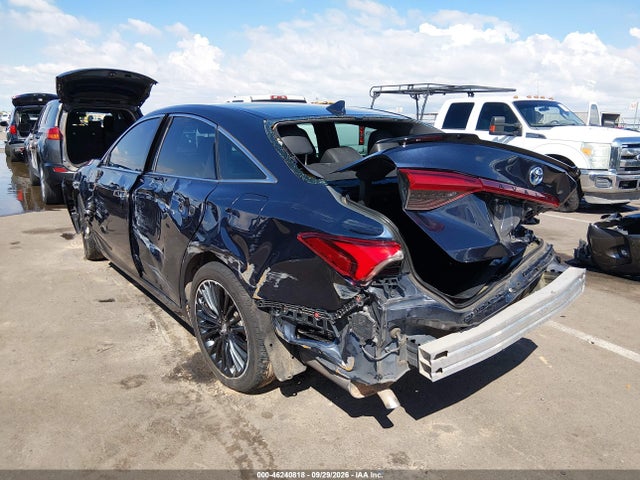 46240818 :رقم المزاد ، 4T1B21FB3KU002849 vin ، 2019 Toyota Avalon Hybrid Xse مزاد بيع